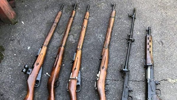 В Донецкой области обнаружили склад оружия