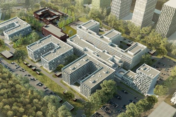 Собянин осмотрел ход строительства медицинского комплекса в Коммунарке