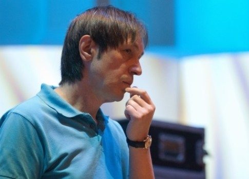 Поставить на ноги: основатель группы «Парк Горького» призвал молиться за здоровье Николая Носкова