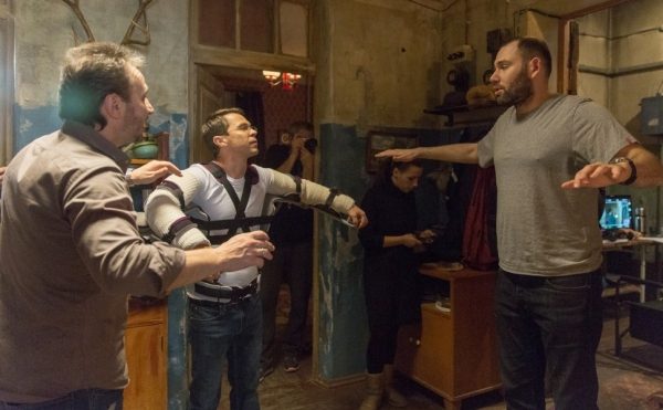 Вопросы гуманности: Павел Деревянко рассказал о мэре Синеозерска из сериала «Домашний арест»