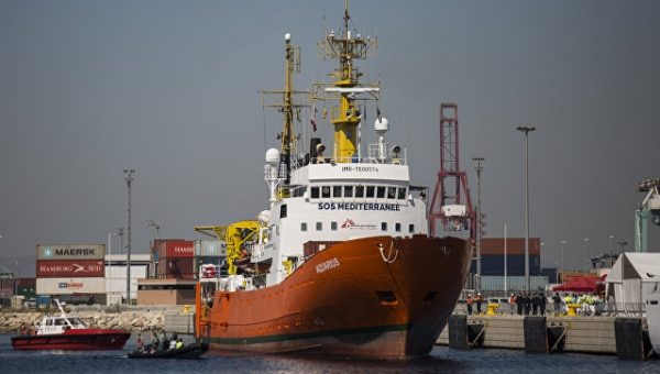 Корсика готова принять судно Aquarius с мигрантами на борту