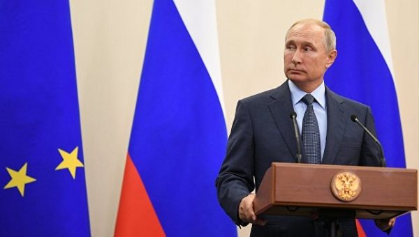 Путин назвал новые санкции США бессмысленными