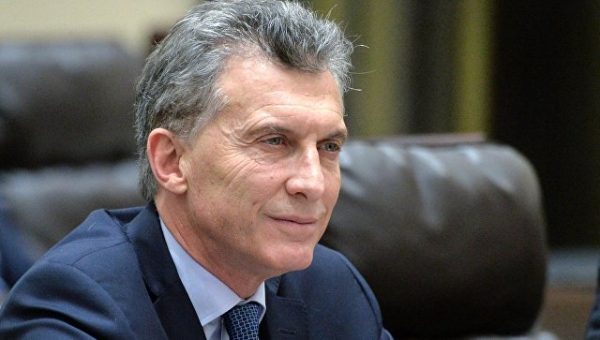 СМИ: против президента Аргентины выдвинули обвинение из-за соглашения с МВФ