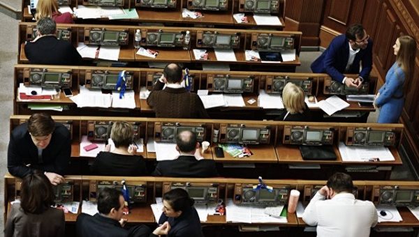 Киев может разрешить странам НАТО размещать на Украине базы, считают в Раде