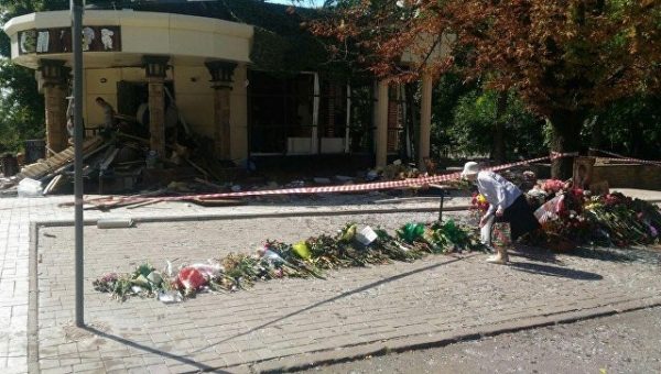 По делу об убийстве Захарченко в ДНР объявили в розыск двух человека