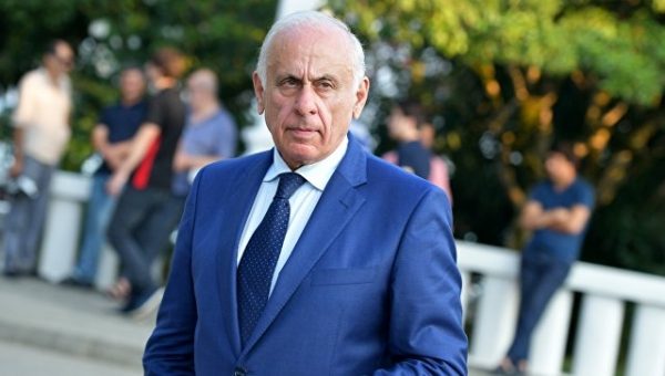 На похороны премьера Абхазии ждут делегации из российских регионов