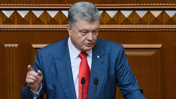 Порошенко подписал указ о разработке годовых программ по сближению с НАТО