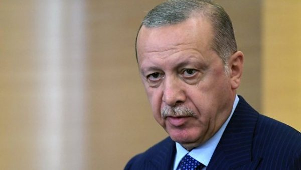 Эрдоган пригрозил провести референдум о вступлении в ЕС