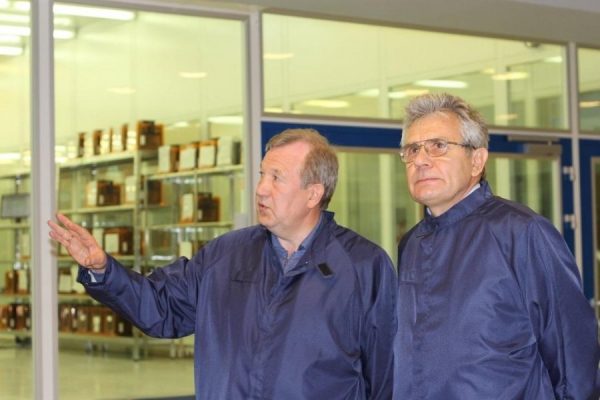 НИИМЭ посетил президент Российской академии наук Александр Сергеев