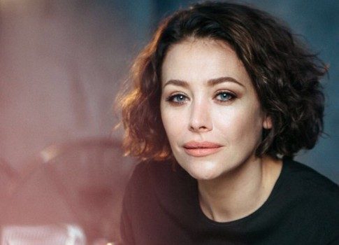 Екатерина Волкова о новом сериале «Скорая помощь» на НТВ, цинизме медиков и рецептах красоты