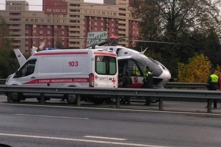Ребенка эвакуировали на вертолете после аварии на Ленинградке