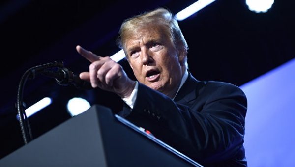 Трамп заявил, что проводит жесткую линию в отношении России