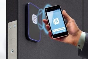 Мобильные телефоны смогут заменить ключи от квартиры