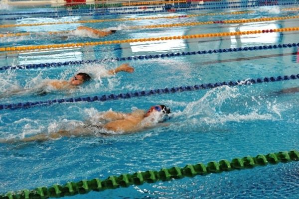 Зеленоградские стражи порядка приняли участие в чемпионате по плаванию среди столичных полицейских