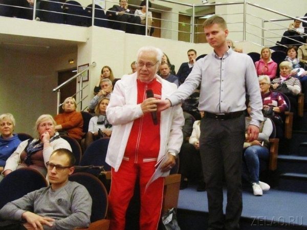 С зеленоградцами обсудили вопросы готовности городских служб к зиме
