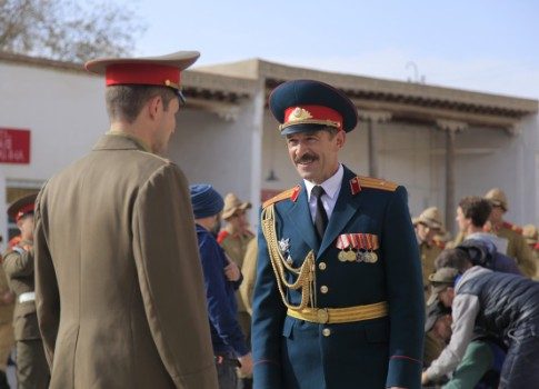 Один по лезвию ножа. Первый канал покажет уникальный документальный фильм про Владимира Машкова
