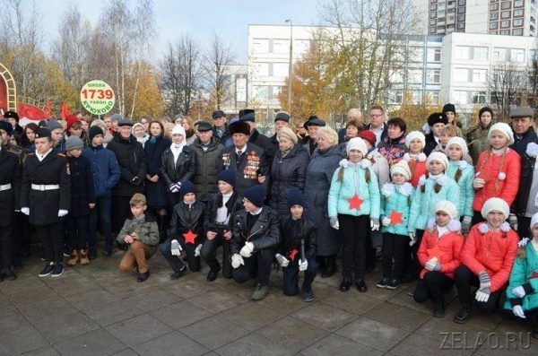 На аллее Победителей в Зеленограде открыт памятный знак «Связь поколений»