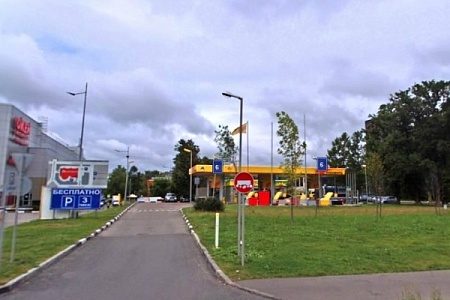 Автомобиль сбил пешехода на Панфиловском проспекте