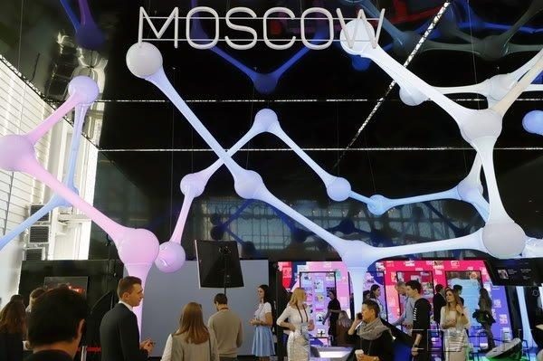 Звездой форума «Открытые инновации» стала Алиса Зеленоградова