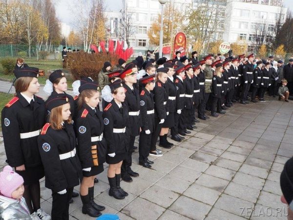 На аллее Победителей в Зеленограде открыт памятный знак «Связь поколений»