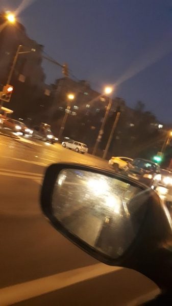 Таксист устроил аварию на Панфиловском проспекте