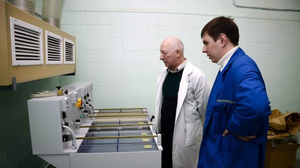 Владимир Янин: «Именно человек является главным и самым важным звеном любого процесса производства»