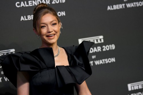 Календарь Pirelli 2019: Джиджи Хадид и Холли Берри в Милане