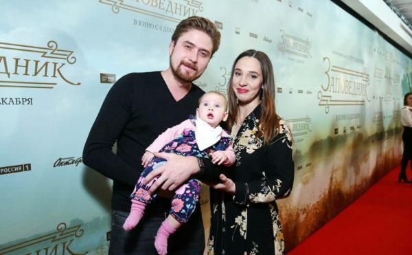 Сергей Безруков о съемках в фильме «Заповедник», довлатовском юморе и Куценко в образе Пушкина