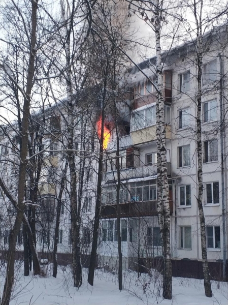 Квартира семьи с ребенком сгорела в Ржавках