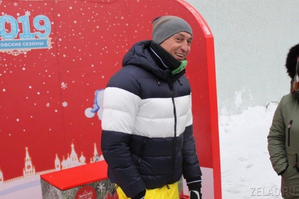 Зеленоградцы встретились с олимпийским чемпионом по лыжным гонкам Александром Легковым