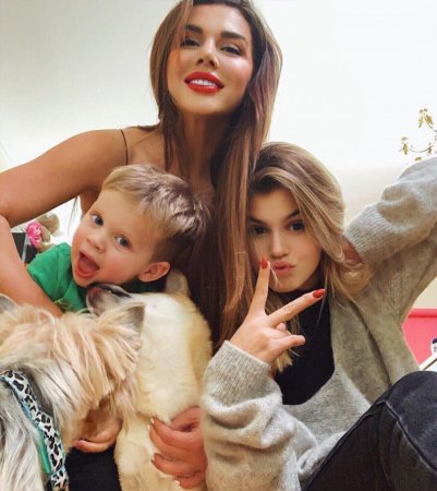 Анна Седокова показала роскошный подарок, который подарила себе на Новый год