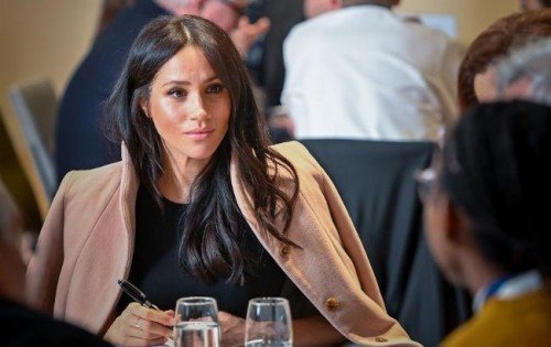 Друзья поддерживают Меган Маркл и опровергают слова ее отца