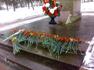 Торжественное возложение цветов в честь Дня защитника Отечества 