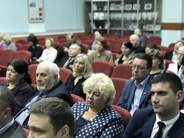 Начальник УВД по ЗелАО выступил с отчётом перед депутатами