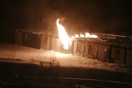 Строительный городок сгорел в Голубом