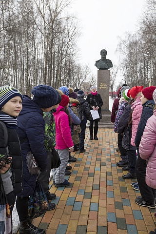 Знаменитые произведения Пушкина и Лермонтова прозвучали в Солнечногорье во Всемирный день поэзии