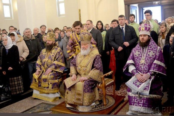 Патриарх Кирилл совершил литургию в Зеленограде