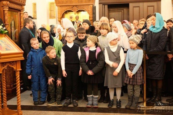 Патриарх Кирилл совершил литургию в Зеленограде