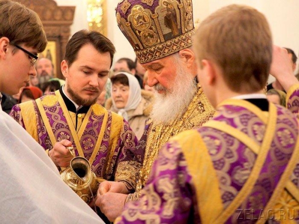 Патриарх Кирилл совершил литургию в Зеленограде