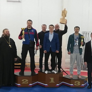 Главный приз традиционного турнира по рукопашному бою, посвященного святому воину-схимнику Александру Пересвету, приехал в Солнечногорск