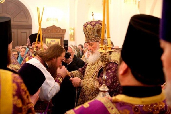 Патриарх Кирилл совершил литургию в Зеленограде