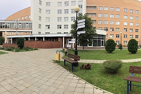 Тело медсестры нашли в туалете зеленоградского роддома