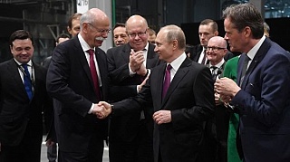 Mercedes-Benz открыл долгожданный завод в России