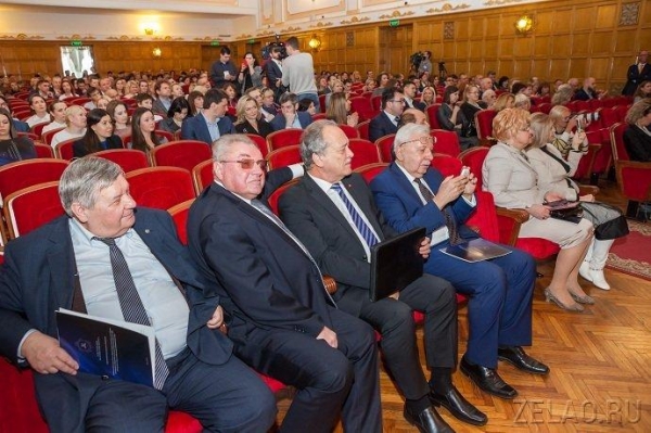 В Центральном доме ученых РАН состоялась церемония награждения победителей конкурса «Менеджер года – 2018»