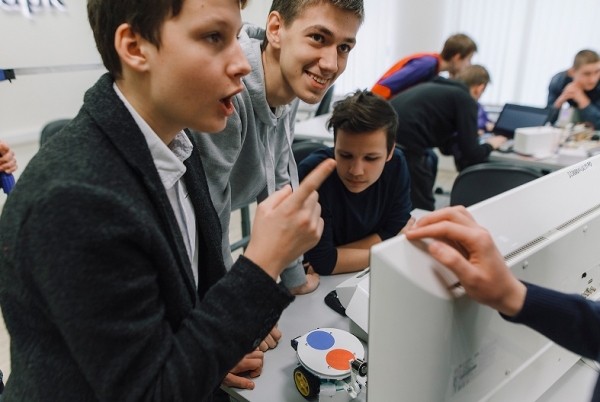 В детском технопарке «Смарт-парк» прошли «Инженерные каникулы»