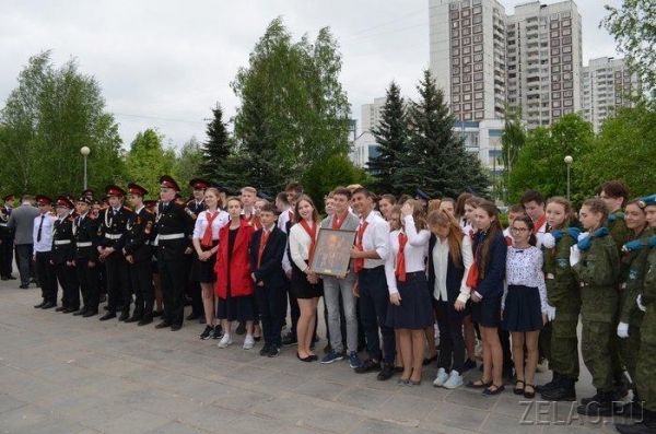 В Зеленоград на вернисаж прибыло подразделение Президентского полка