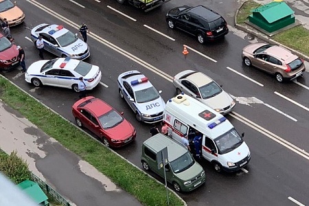 Автомобиль сбил подростка на велосипеде в новой части Зеленограда