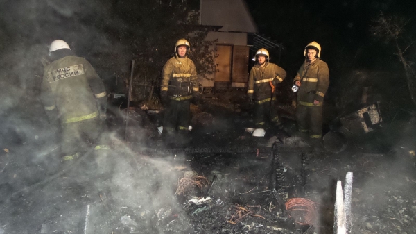 В Зеленограде мужчину спасли из горящего дома