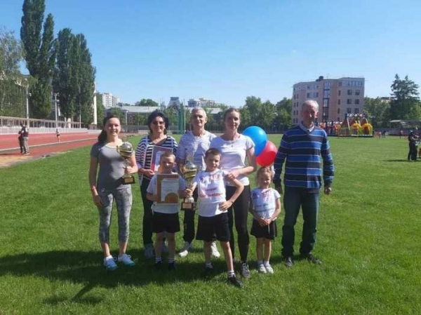 Спортивный клуб «Поколение спорта» принял участие в Московском весеннем фестивале «Всей семьей на ГТО»
