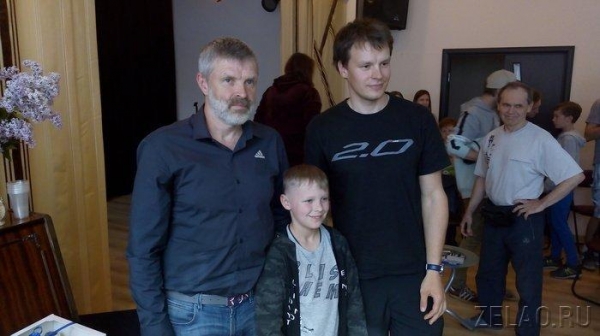 Матвей Елисеев провел встречу со своими фанатами в Зеленограде